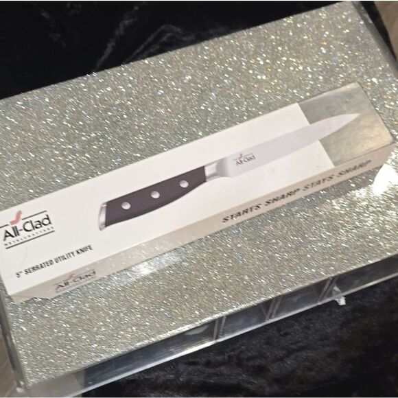 All-Clad Stainless Steel 5" Serrated Utility Knife - Picture 7 of 7